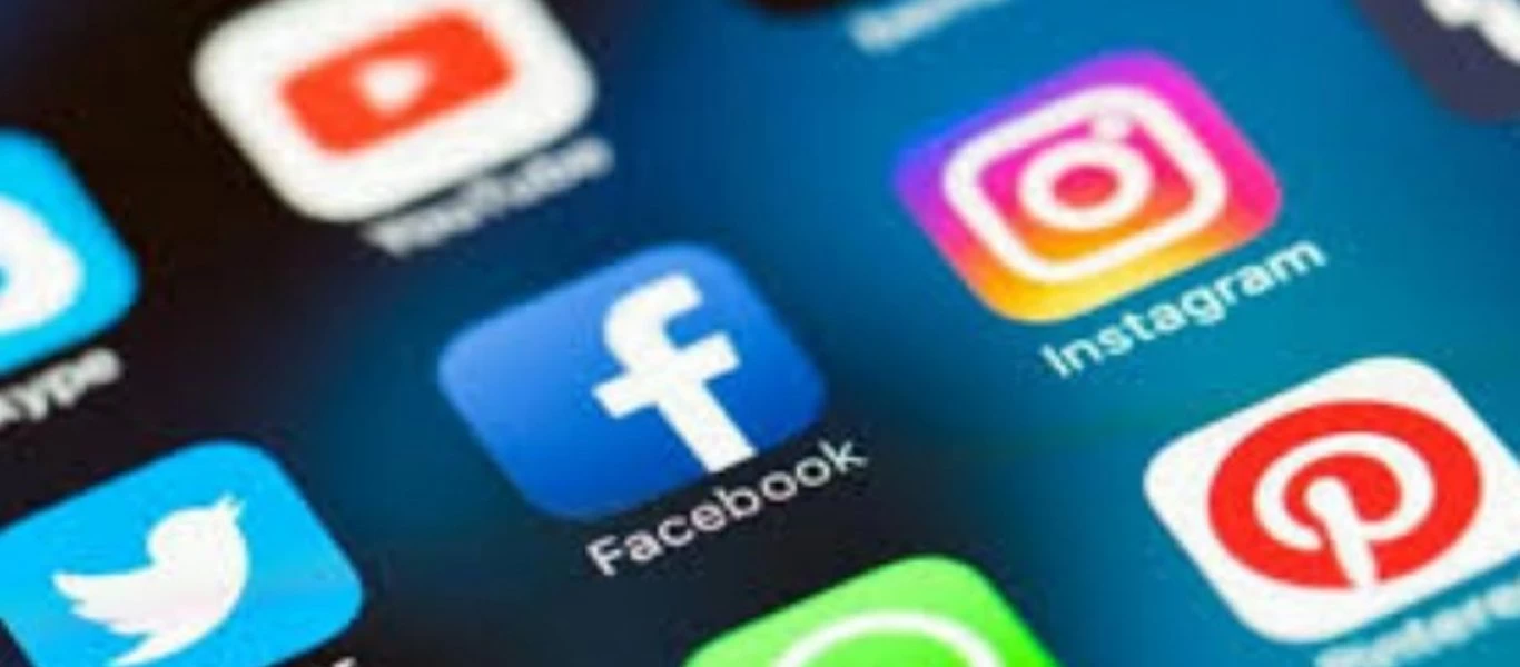 Προβλήματα για τους χρήστες σε Facebook και Instagram και το απόγευμα (φώτο)